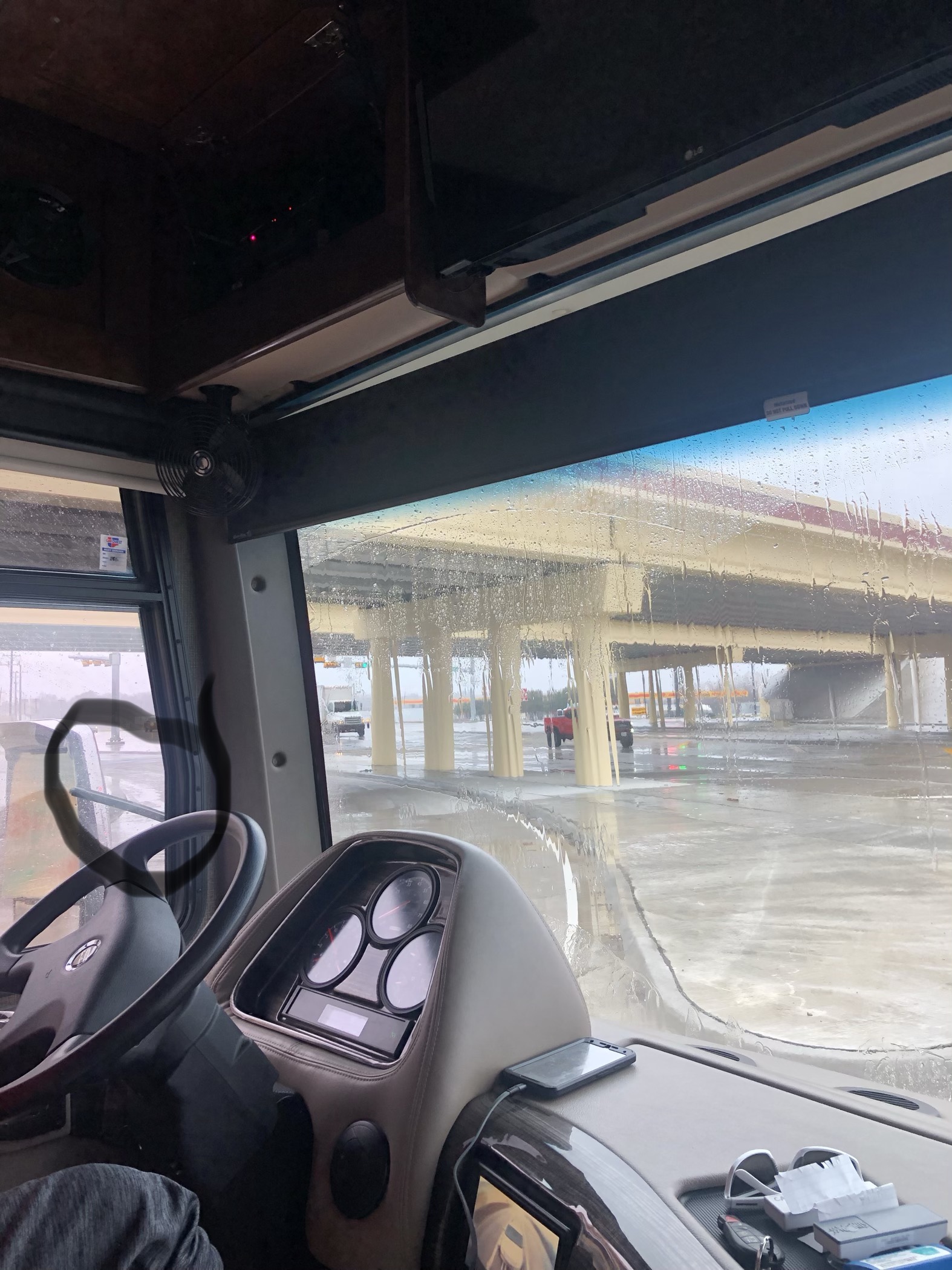 2892CB3B-E5F6-42EB-9437-41B6359CD8D3