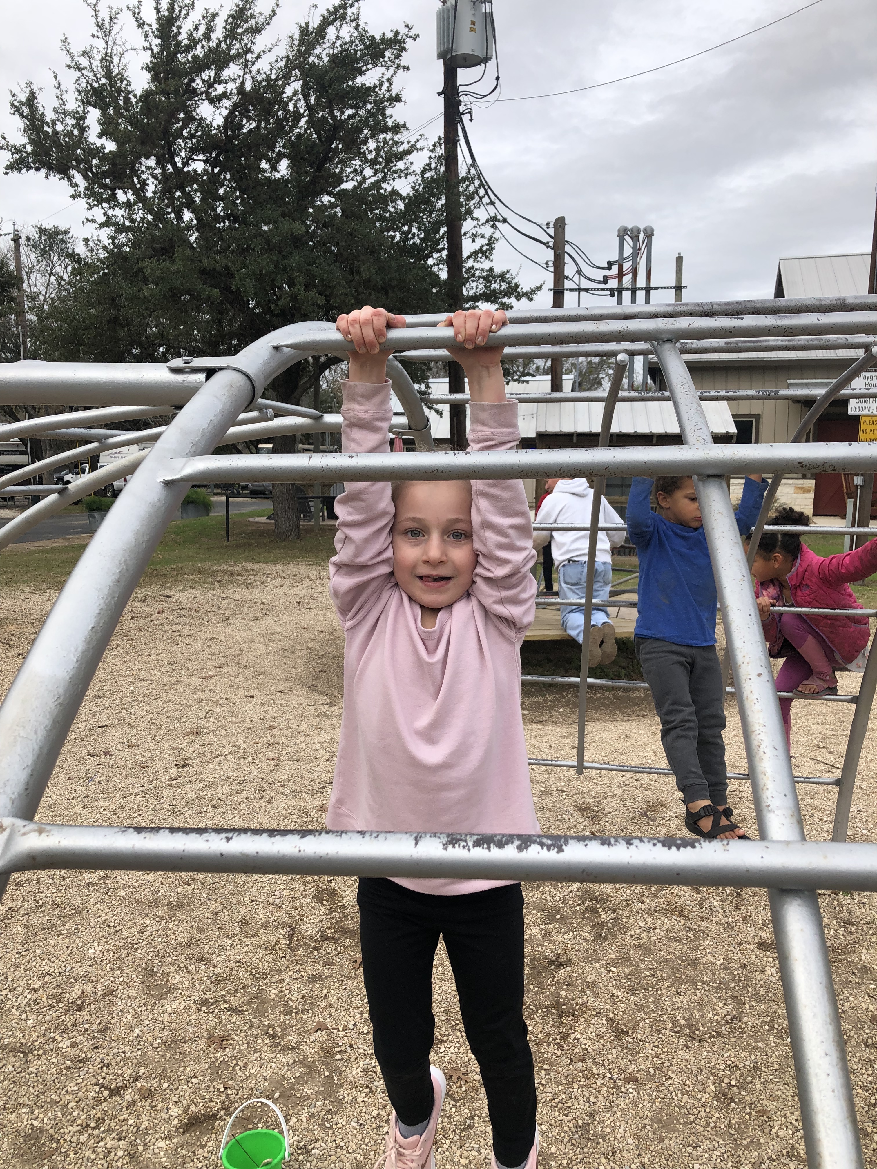 BB730F9F-026C-4CF9-B879-91089FBED4A6